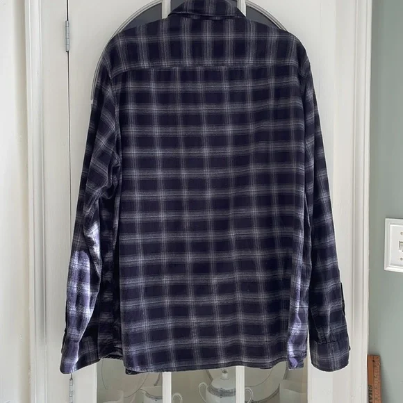 APT.9 Flannel Shirt - Picture 4 of 7